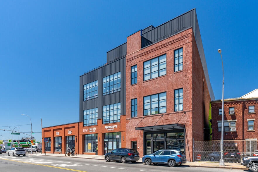 More Photos Of 50-05 Metropolitan Ave, Ridgewood Loft Creative Space For Lease