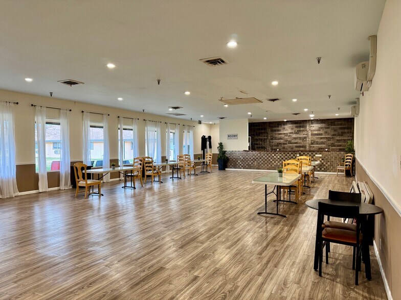 More Photos Of 424 Highway A 12, Grenada Truck Stop For Sale