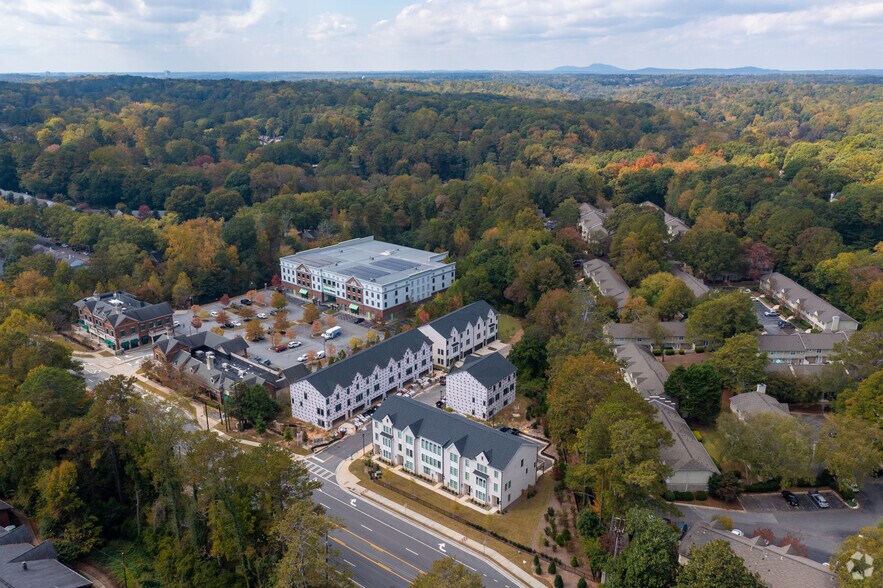More Photos Of 6780 Roswell Rd, Atlanta Apartments For Lease