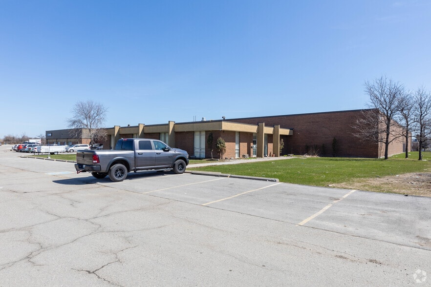 More Photos Of 385-387 Carlingview Dr, Toronto Manufacturing For Sale