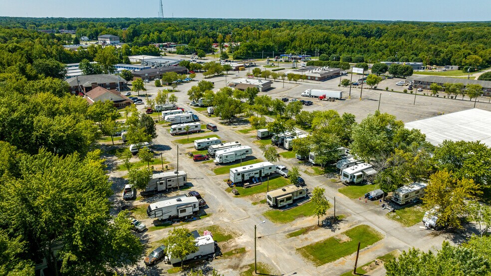 More Photos Of 231 Gifford Pl, Joelton Trailer Camper Park For Sale