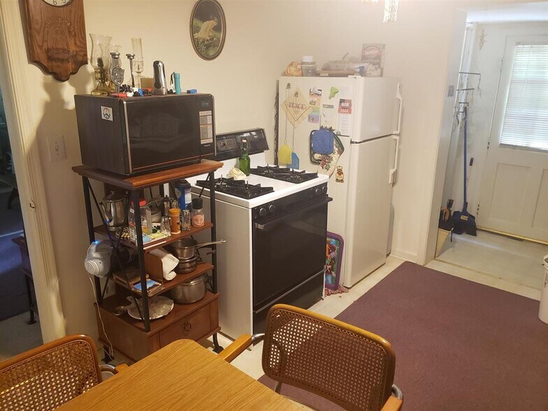 More Photos Of 2487 US Highway 211 W, Luray Storefront For Sale