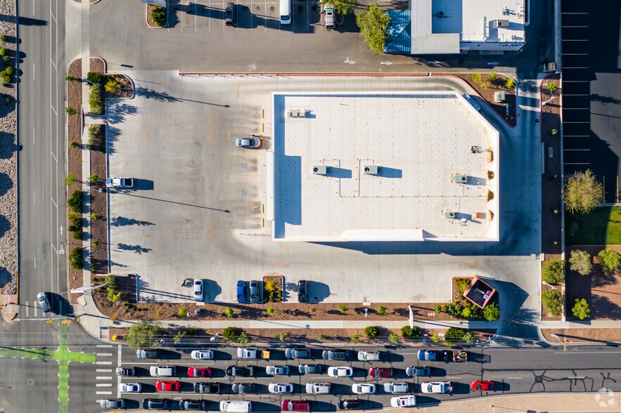 More Photos Of 680 E Redd Rd, El Paso Drugstore For Sale