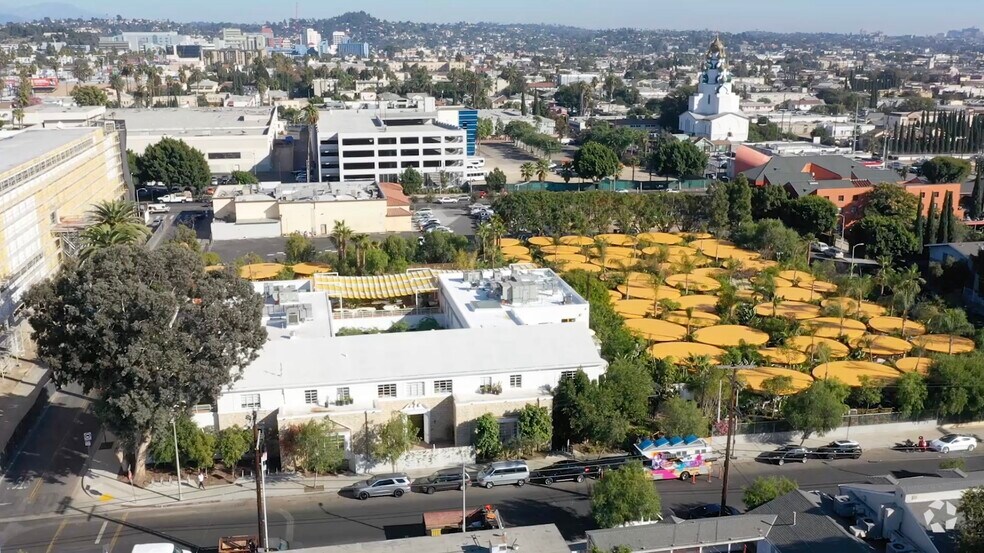 Primary Photo Of 1370 N St Andrews Pl, Los Angeles Coworking Space