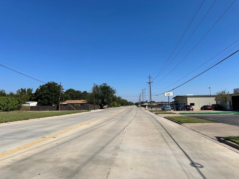 More Photos Of 2400 Industrial Blvd, Abilene Land For Sale
