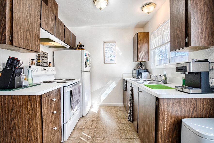 More Photos Of 7488 Bridgit Dr, Rohnert Park Apartments For Sale