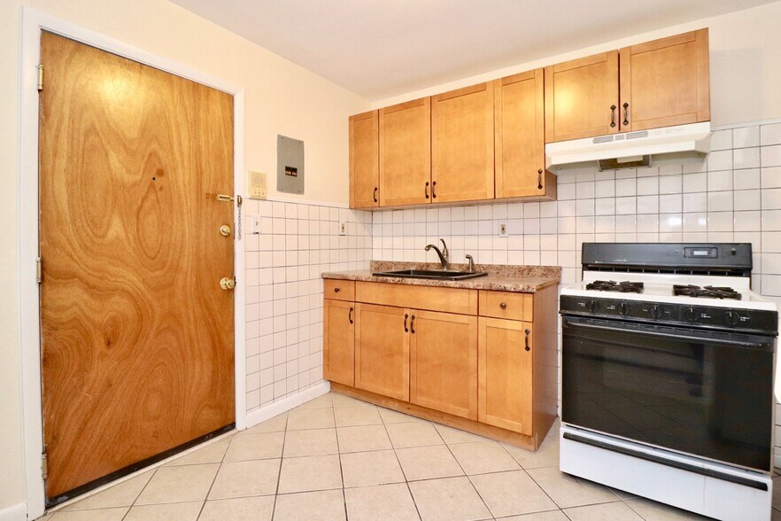 More Photos Of 318 5th St, Jersey City Apartments For Sale