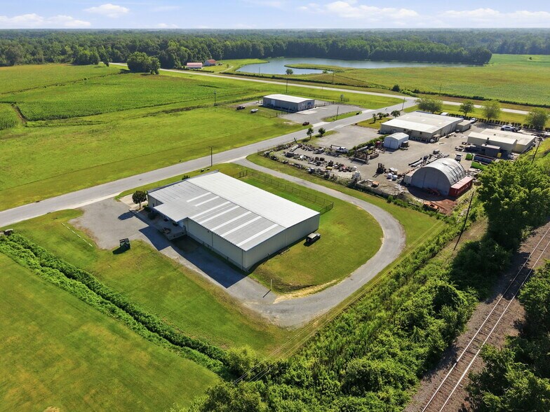 More Photos Of 3655 Peace St, Farmville Industrial For Lease