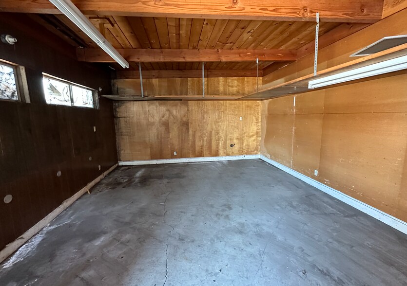 More Photos Of 3615-3617 San Leandro St, Oakland Storefront Retail Residential For Sale