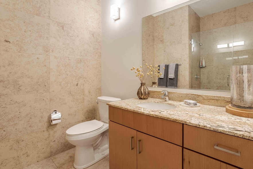 More Photos Of 200 E Illinois St, Chicago Apartments For Sale