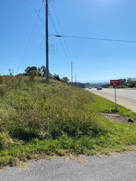 More Photos Of 0 Winfield Dunn Pkwy, Sevierville Land For Sale