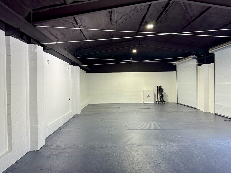 More Photos Of 320 W Alexis Rd, Toledo Carwash For Lease