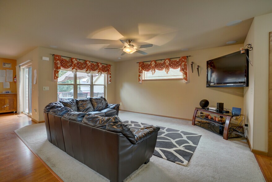 More Photos Of 705 Lone Oak Ln, Verona Assisted Living For Sale