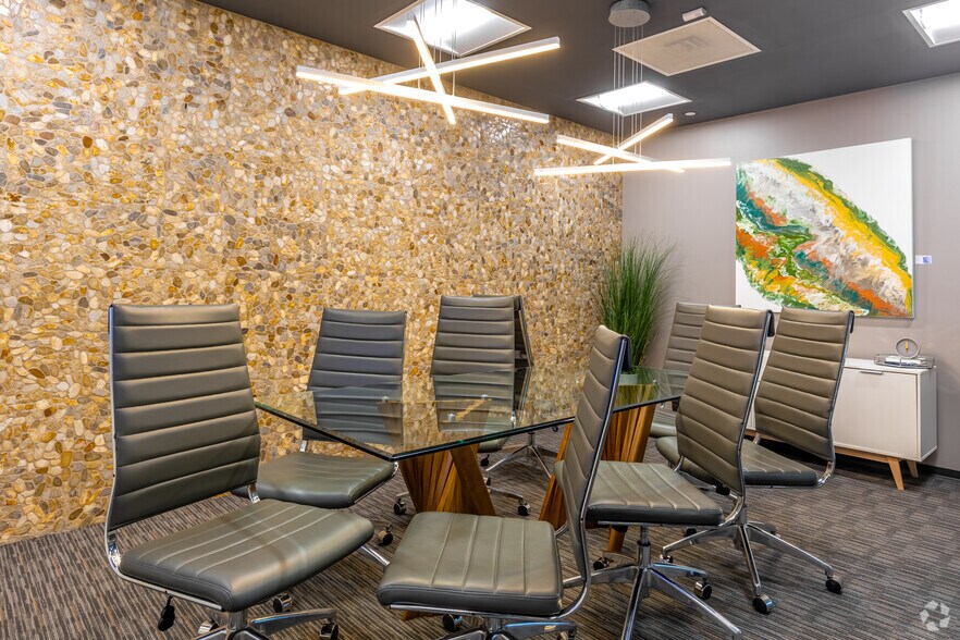 More Photos Of 2626 Cole Ave, Dallas Coworking Space