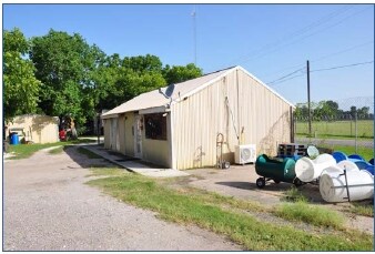 More Photos Of 2900 W Highway 6, Alvin Warehouse For Sale