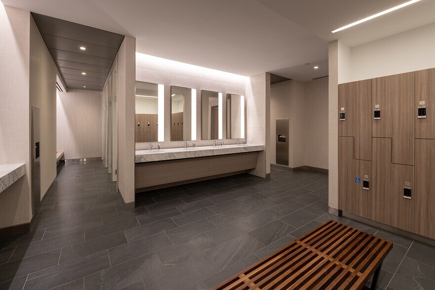 More Photos Of 7500 Old Georgetown Rd, Bethesda Office For Sale