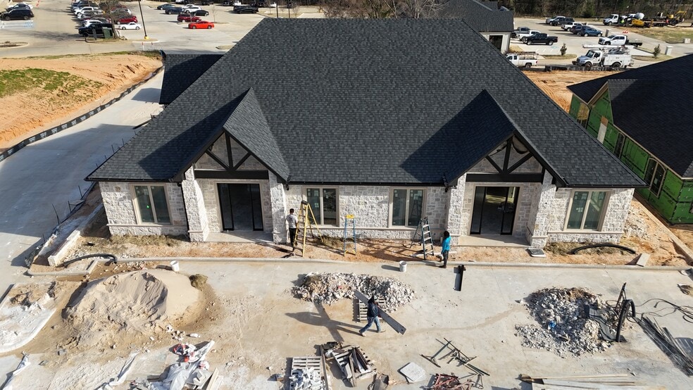 Primary Photo Of 7196 Crosswater Ave, Tyler Office For Lease