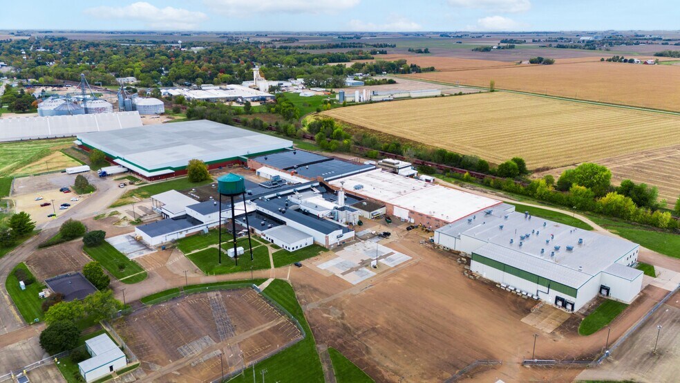 More Photos Of 347 N 43rd Rd, Mendota Food Processing For Lease