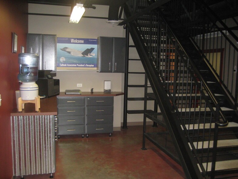 More Photos Of 15334 E Hinsdale Cir, Centennial Light Manufacturing For Lease