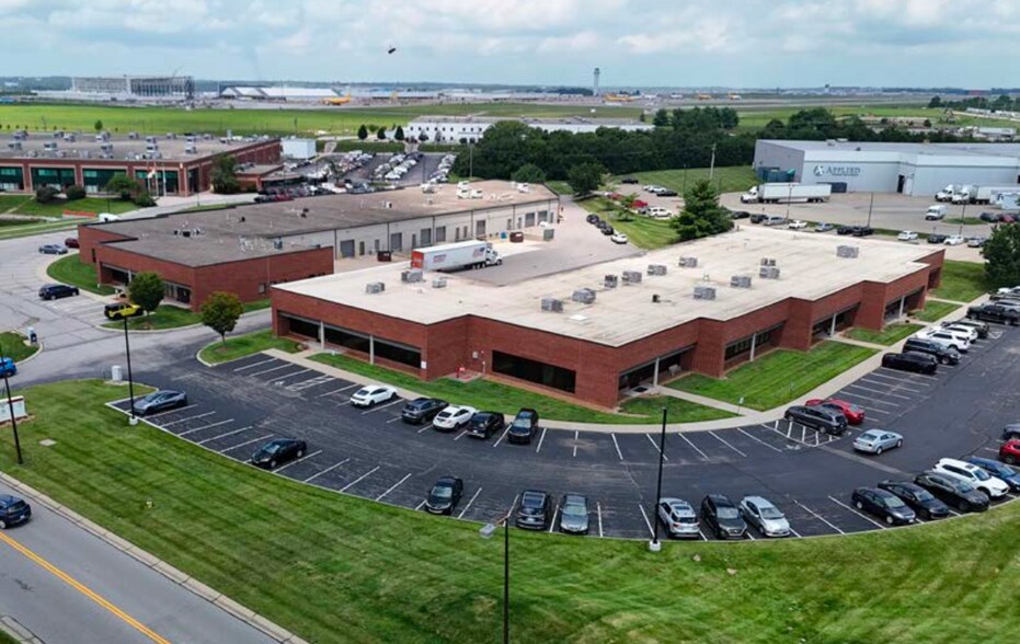 More Photos Of 11 Spiral Dr, Florence Light Distribution For Lease