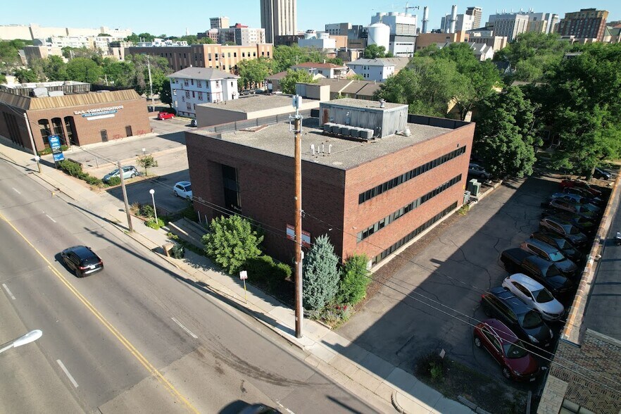More Photos Of 1020 Regent St, Madison Medical For Lease