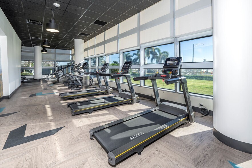 More Photos Of 1 North Dale Mabry Hwy, Tampa Office For Lease