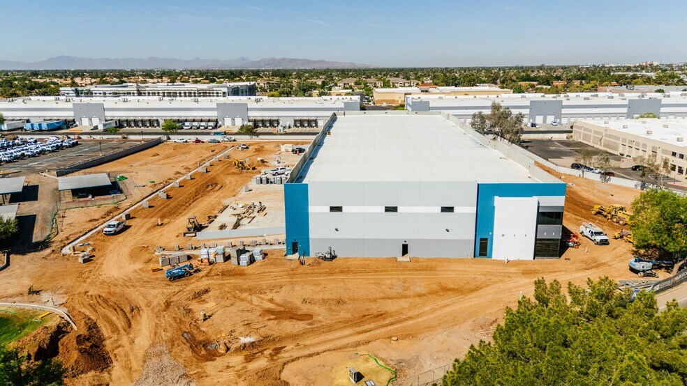 More Photos Of 1352 N Fiesta Blvd, Gilbert Distribution For Lease