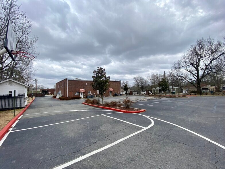 More Photos Of 4016 Stannus St, Little Rock Office For Lease