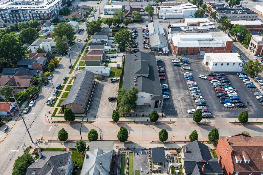 More Photos Of 124 W Chestnut St, Jeffersonville Apartments For Sale