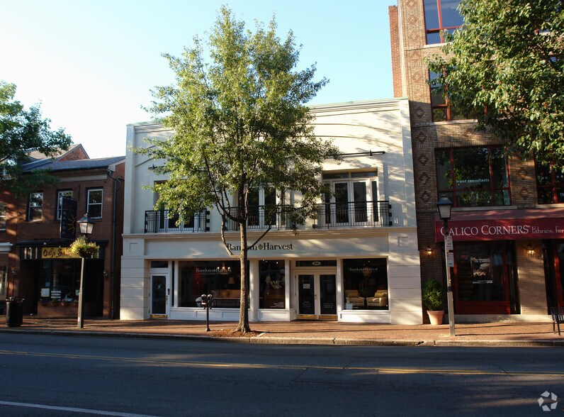 More Photos Of 810 King St, Alexandria Storefront Retail Office For Lease