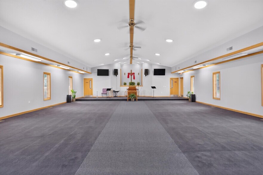 More Photos Of 6000 Reynolds Rd, Jackson Religious Facility For Sale