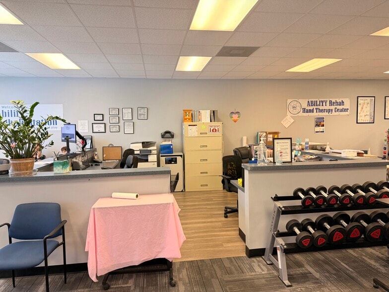 More Photos Of 309-313 W Bass St, Kissimmee Medical For Lease