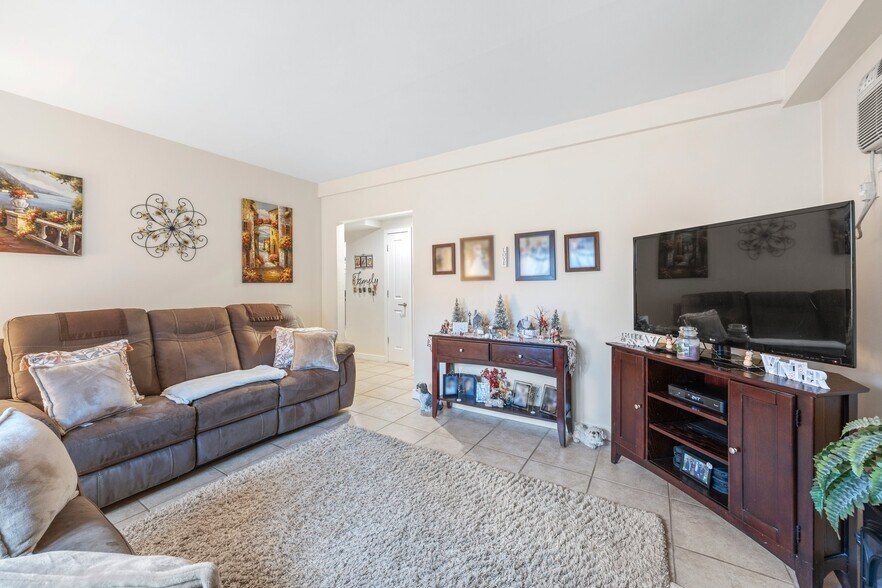 More Photos Of 15744 97th St, Howard Beach Multifamily For Sale