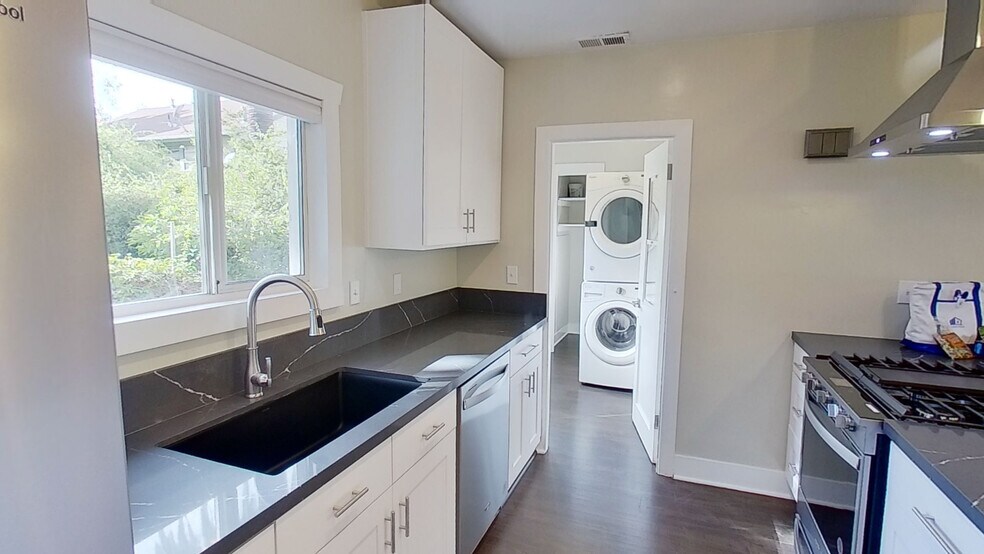 More Photos Of 2019 Castillo St, Santa Barbara Multifamily For Sale