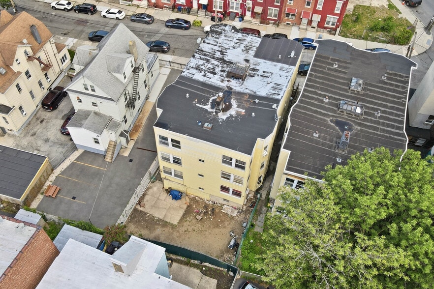 More Photos Of 25 Saratoga Ave, Yonkers Apartments For Sale