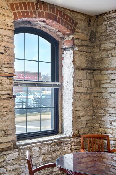 More Photos Of 30 S Shumway Ave, Batavia Office For Lease