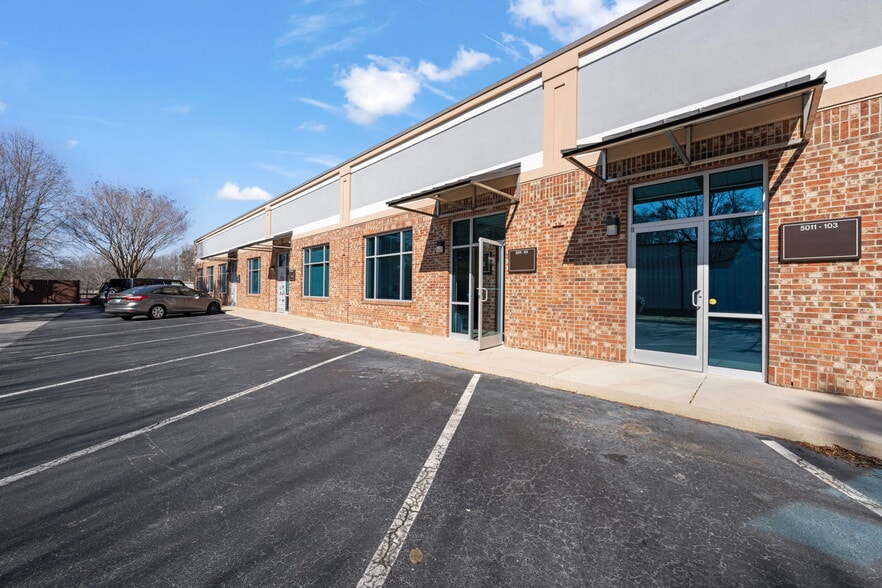 More Photos Of 5011 Departure Dr, Raleigh Showroom For Sale