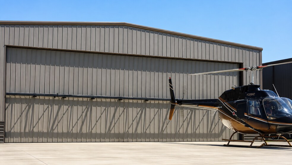 More Photos Of 3000 Westcourt rd, Denton Airplane Hangar For Sale