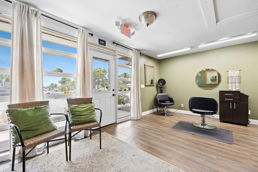 More Photos Of 203 Laurel St, Palatka Office For Sale