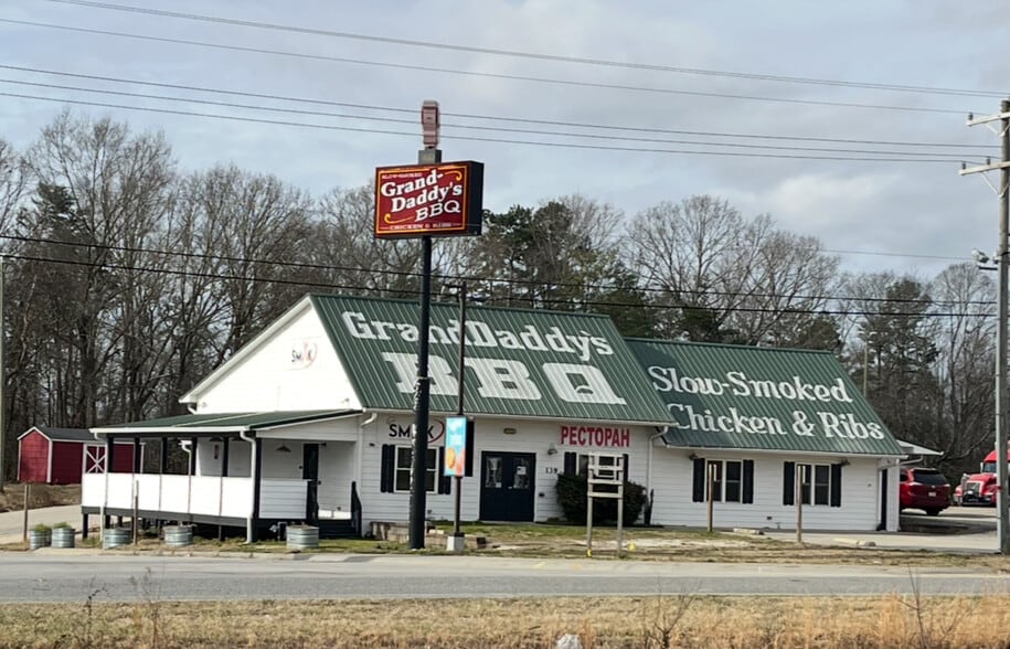 Primary Photo Of 139 Lemmons Ln, Gaffney Restaurant For Sale