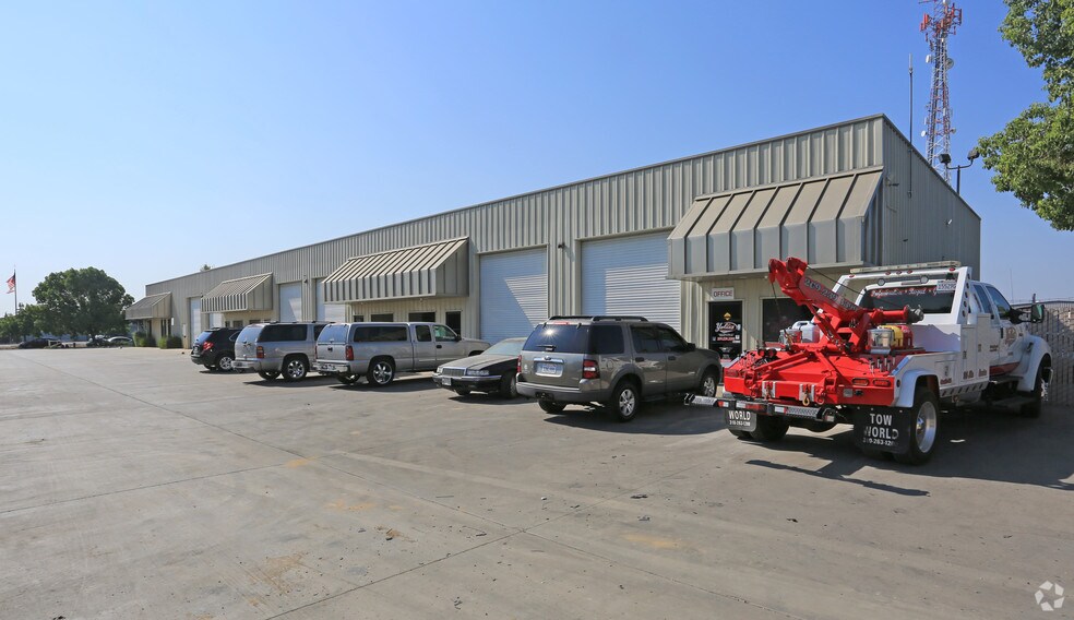 More Photos Of 17860 Ideal Parkway, Manteca Warehouse For Lease
