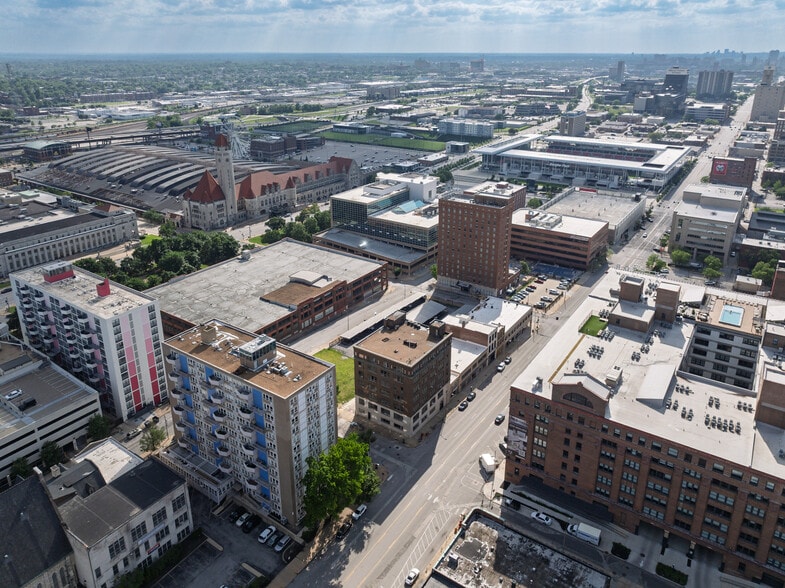More Photos Of 1700 Olive St, Saint Louis Office For Sale