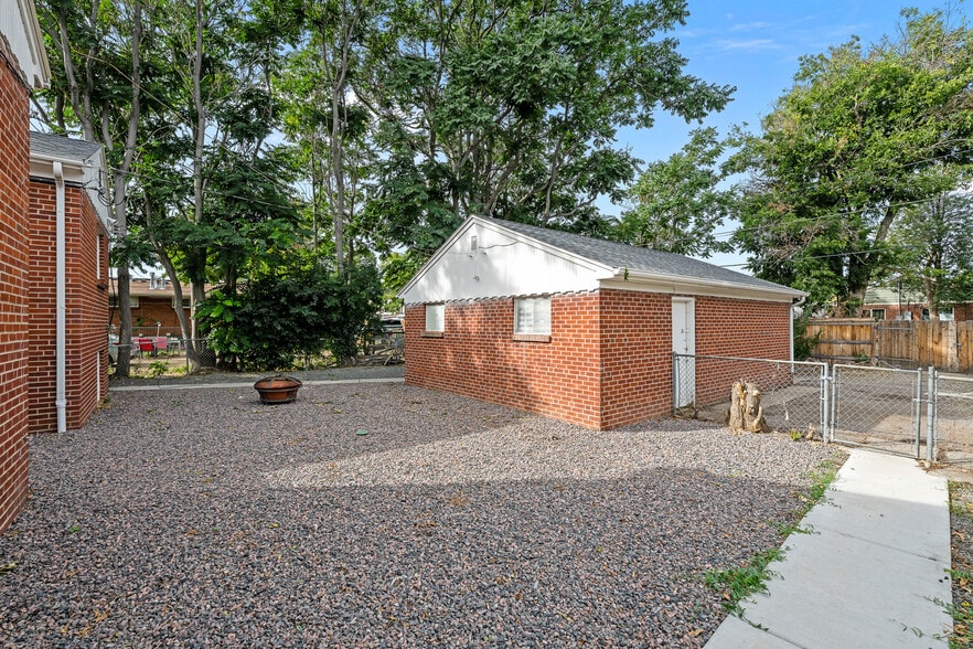 More Photos Of 1555-1557 Tamarac St, Denver Apartments For Sale