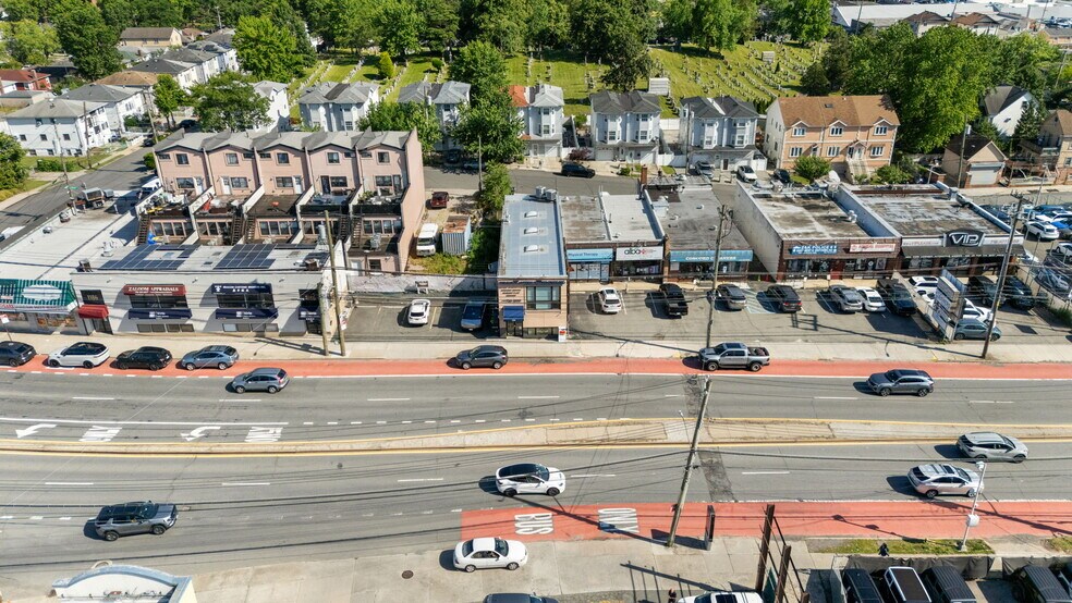 More Photos Of 1190 Hylan Blvd, Staten Island Office For Sale
