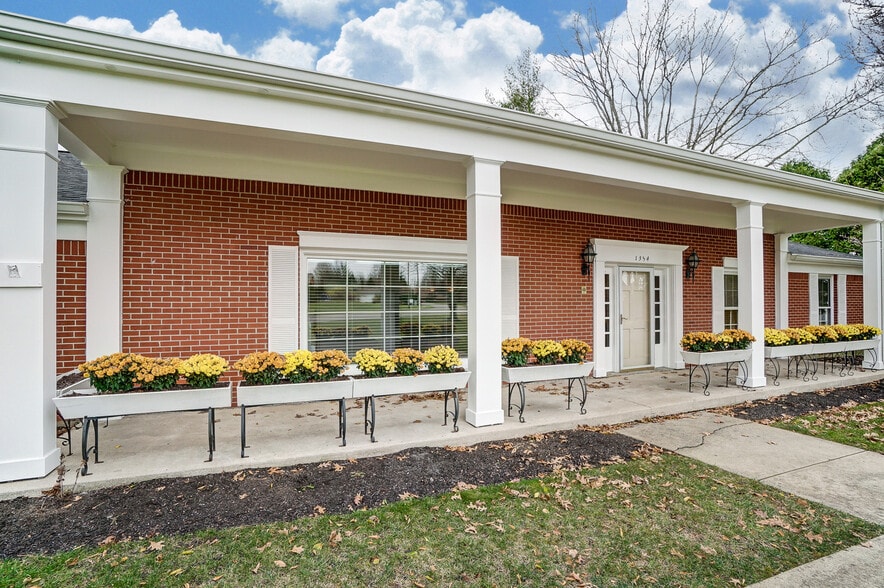 More Photos Of 1354 N Monroe Dr, Xenia Medical For Lease