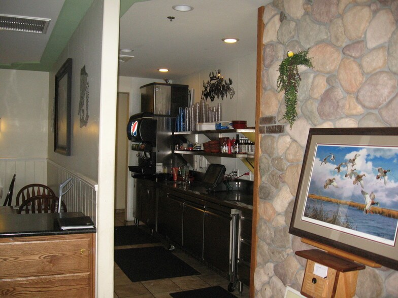More Photos Of 22025 CA-299, Bella Vista Restaurant For Sale