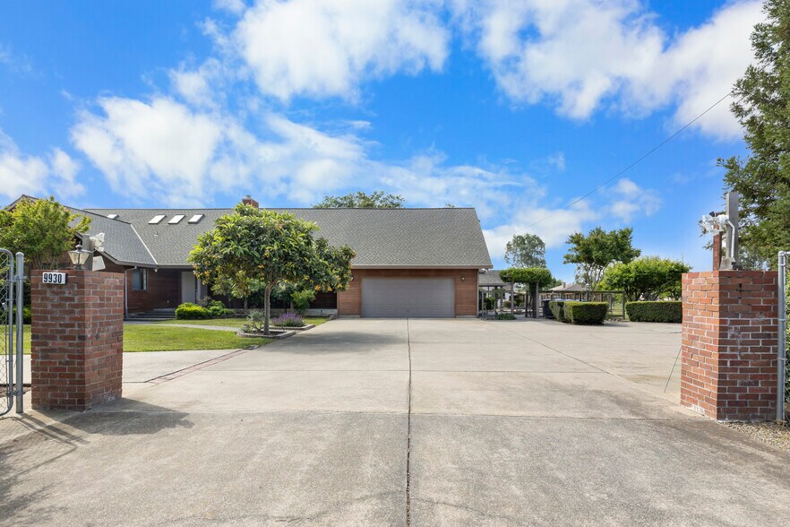 More Photos Of 9930 Calvine Rd, Sacramento Apartments For Sale