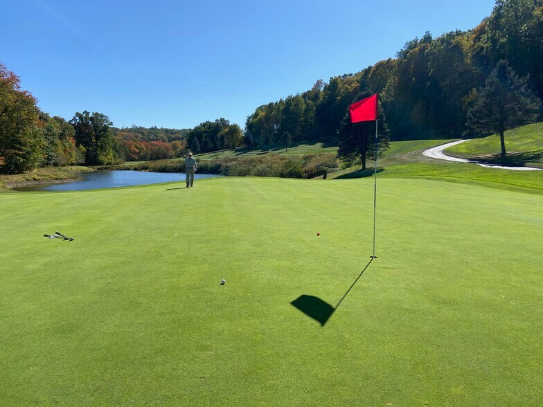 More Photos Of 9 Rose Hill Rd, Portland Golf Course Driving Range For Sale