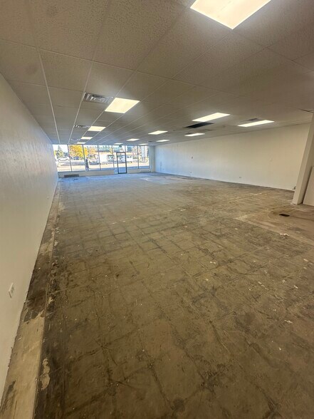 More Photos Of 10890 E Dartmouth Ave, Denver Unknown For Lease