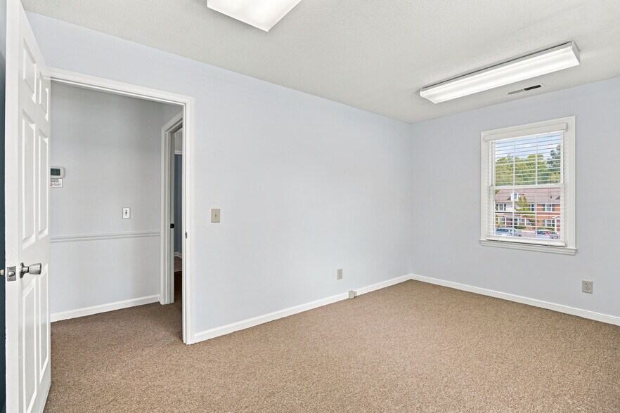 More Photos Of 3801 Wrightsville Ave, Wilmington Office Residential For Lease